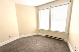 100 Main St - Front Apt, Newton, NJ 07860 - Photo 16