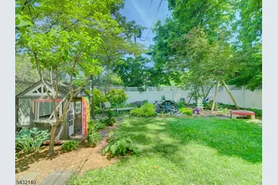 521 Belleville Ave, Glen Ridge, NJ 07028 - Photo 26