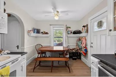 339 N 8th Ave, Manville, NJ 08835 - Photo 10