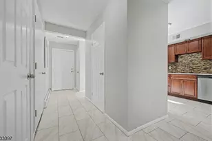 22 Flynn Pl, Wayne, NJ 07470 - Photo 6