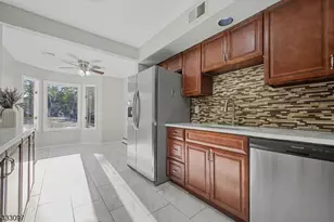 22 Flynn Pl, Wayne, NJ 07470 - Photo 10