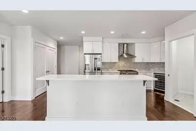 24 N Park Pl, Morristown, NJ 07960 - Photo 10