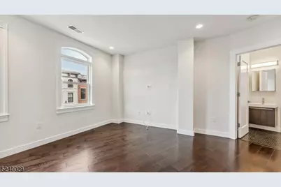 24 N Park Pl, Morristown, NJ 07960 - Photo 16