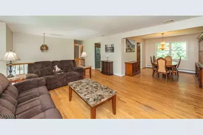 34 Terhune St, East Hanover Township, NJ 07936 - Photo 4