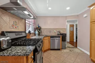 1319 Liberty Ave, Union Township, NJ 07083 - Photo 22