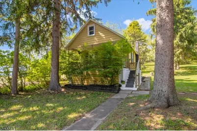 288 Belvidere Ave, Oxford Township, NJ 07863 - Photo 2