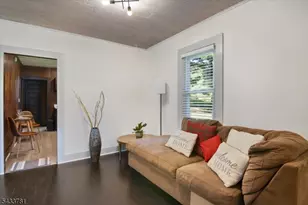 288 Belvidere Ave, Oxford Township, NJ 07863 - Photo 6
