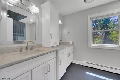 306 Eyland Ave, Roxbury Township, NJ 07876 - Photo 38