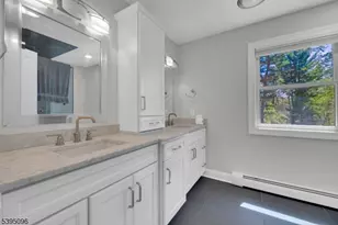 306 Eyland Ave, Roxbury Township, NJ 07876 - Photo 38