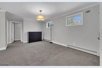 306 Eyland Ave, Roxbury Township, NJ 07876 - Photo 34
