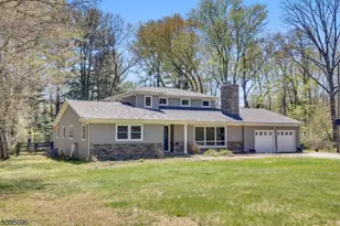 306 Eyland Ave, Roxbury Township, NJ 07876 - Photo 4