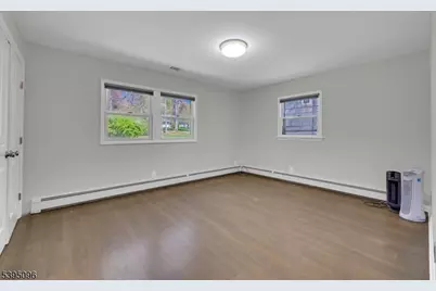 306 Eyland Ave, Roxbury Township, NJ 07876 - Photo 28