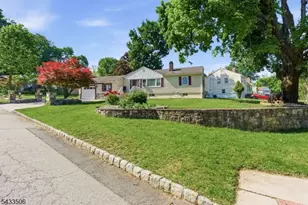 32 Valley View Dr, Mine Hill, NJ 07803 - Photo 2