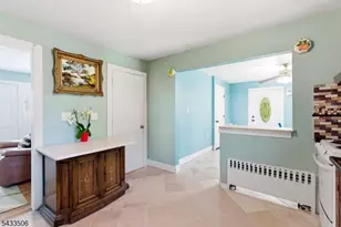32 Valley View Dr, Mine Hill, NJ 07803 - Photo 6