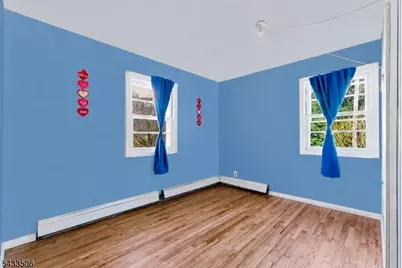 32 Valley View Dr, Mine Hill, NJ 07803 - Photo 14
