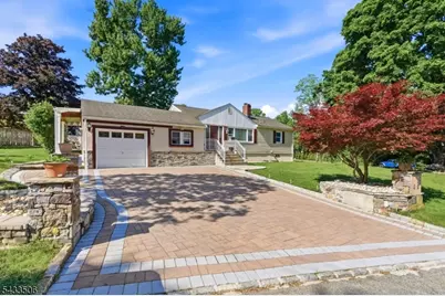 32 Valley View Dr, Mine Hill, NJ 07803 - Photo 2
