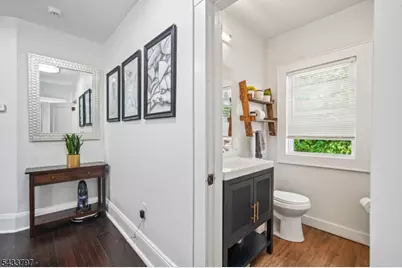 45 Bayview Ave, Newark, NJ 07112 - Photo 8