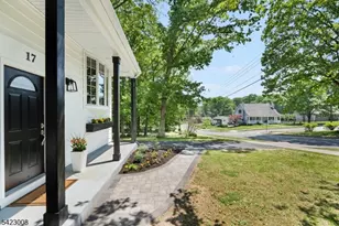 17 Elm St, Stanhope, NJ 07874 - Photo 4