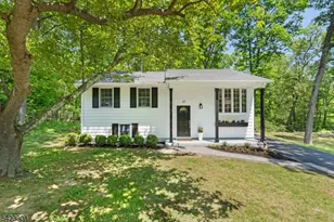 17 Elm St, Stanhope, NJ 07874 - Photo 2