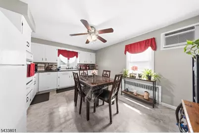 23 Homcy Pl, Clifton, NJ 07011 - Photo 24