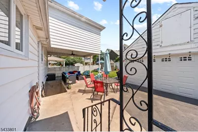 23 Homcy Pl, Clifton, NJ 07011 - Photo 8