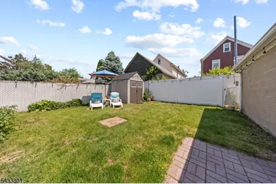 23 Homcy Pl, Clifton, NJ 07011 - Photo 12