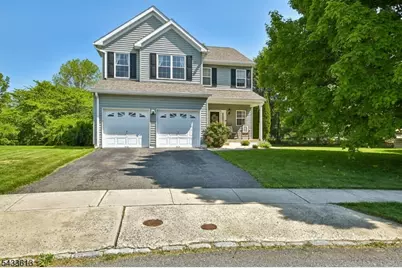 213 Austin Circle, Greenwich Township, NJ 08886 - Photo 2