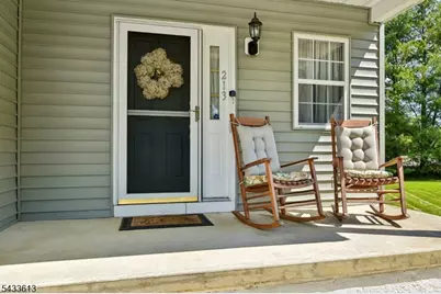 213 Austin Circle, Greenwich Township, NJ 08886 - Photo 4