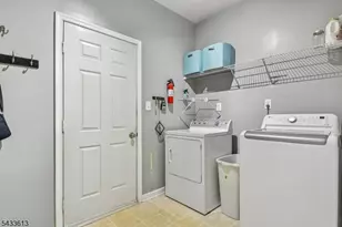 213 Austin Cir, Greenwich Township, NJ 08886 - Photo 24
