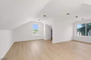175 Colonial Rdwest, Union Township, NJ 07083 - Photo 28