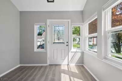 175 Colonial Rdwest, Union Township, NJ 07083 - Photo 4