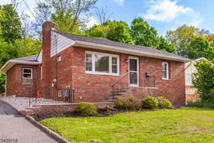 18 Cross St, Netcong, NJ 07857 - Photo 2