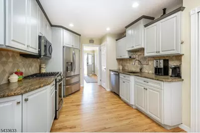 11 Allen Dr, Wayne, NJ 07470 - Photo 12