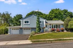 11 Allen Dr, Wayne, NJ 07470 - Photo 2