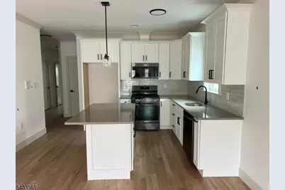 1060 Magnolia Ave, Elizabeth, NJ 07201 - Photo 14