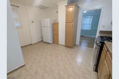 25 Roosevelt Ave, Victory Gardens, NJ 07801 - Photo 10