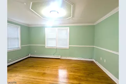 25 Roosevelt Ave, Victory Gardens, NJ 07801 - Photo 6