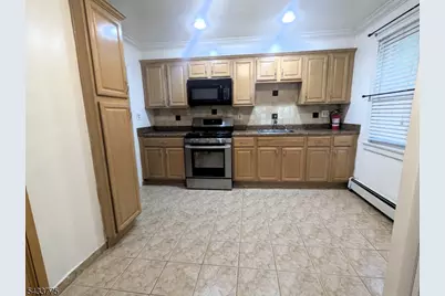 25 Roosevelt Ave, Victory Gardens, NJ 07801 - Photo 8