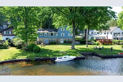 63 E Shore Rd, Denville, NJ 07834 - Photo 32