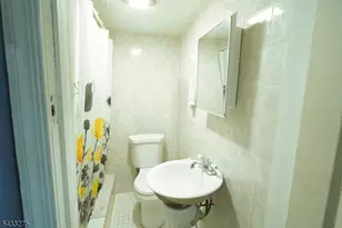 63 Grove St, Bloomfield, NJ 07003 - Photo 38