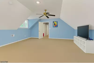 590 Woodland Ave, Mountainside, NJ 07092 - Photo 24