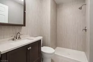 74 Boston St, Newark, NJ 07103 - Photo 12