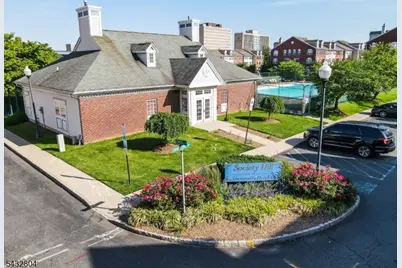 74 Boston St, Newark, NJ 07103 - Photo 12