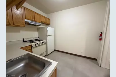 51 Academy Rd #3, Caldwell, NJ 07006 - Photo 6