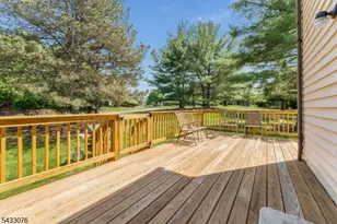 130 Locust Ct, Raritan Township, NJ 08822 - Photo 24