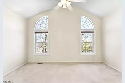 70 Hartley Ln, Bernards Township, NJ 07920 - Photo 16
