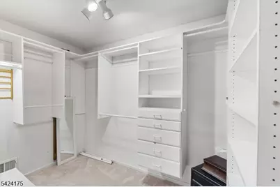 70 Hartley Ln, Bernards Township, NJ 07920 - Photo 18