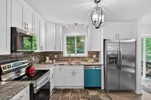 62 Barry Dr, Vernon, NJ 07422 - Photo 16