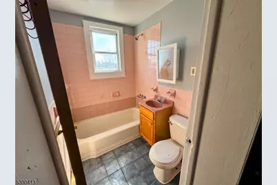 203 Oliver St, Newark, NJ 07105 - Photo 10