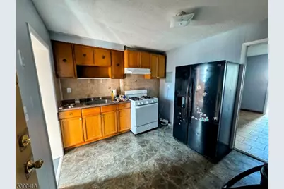 203 Oliver St, Newark, NJ 07105 - Photo 8